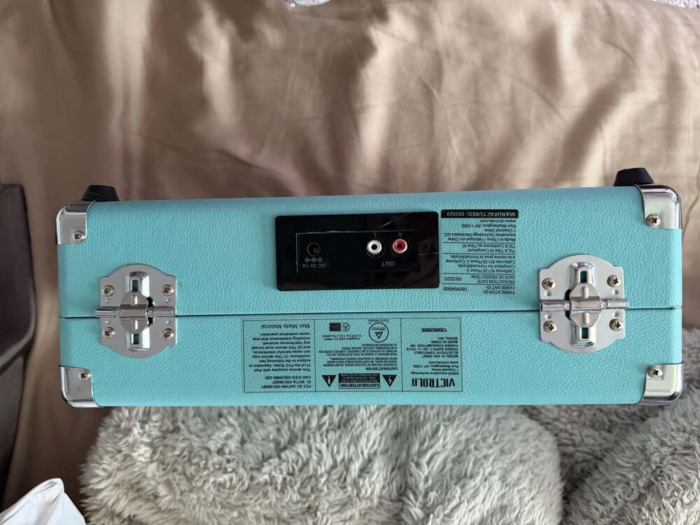 Portable Audio & Video - Picture 5 of 7